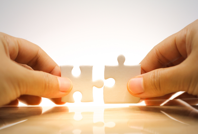Jigsaw puzzle showing Independence and Interdependence in Relationships