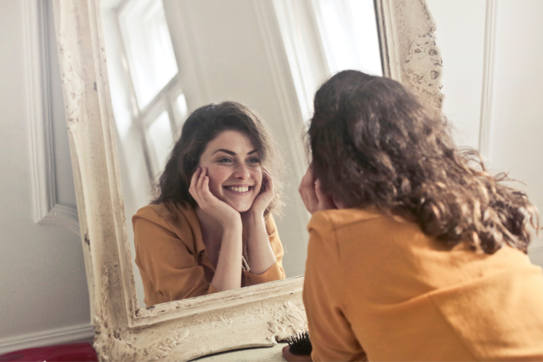 A woman rediscovers her self-Esteem after healing from family trauma.
